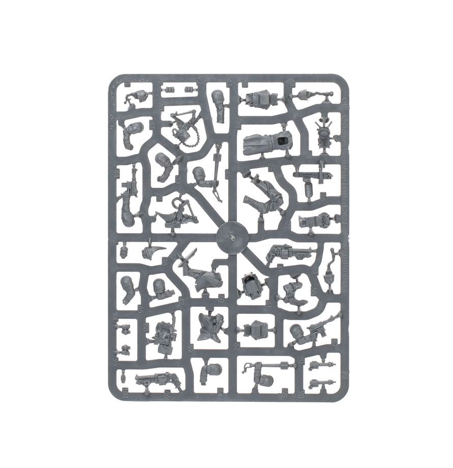 Warhammer 40,000 Astra Militarum Death Korps of Krieg Combat Engineers Set – 5+1 Plastic Miniatures Kit with Customisable Weapons, Remote Mine, Transfer Sheet, Citadel Bases