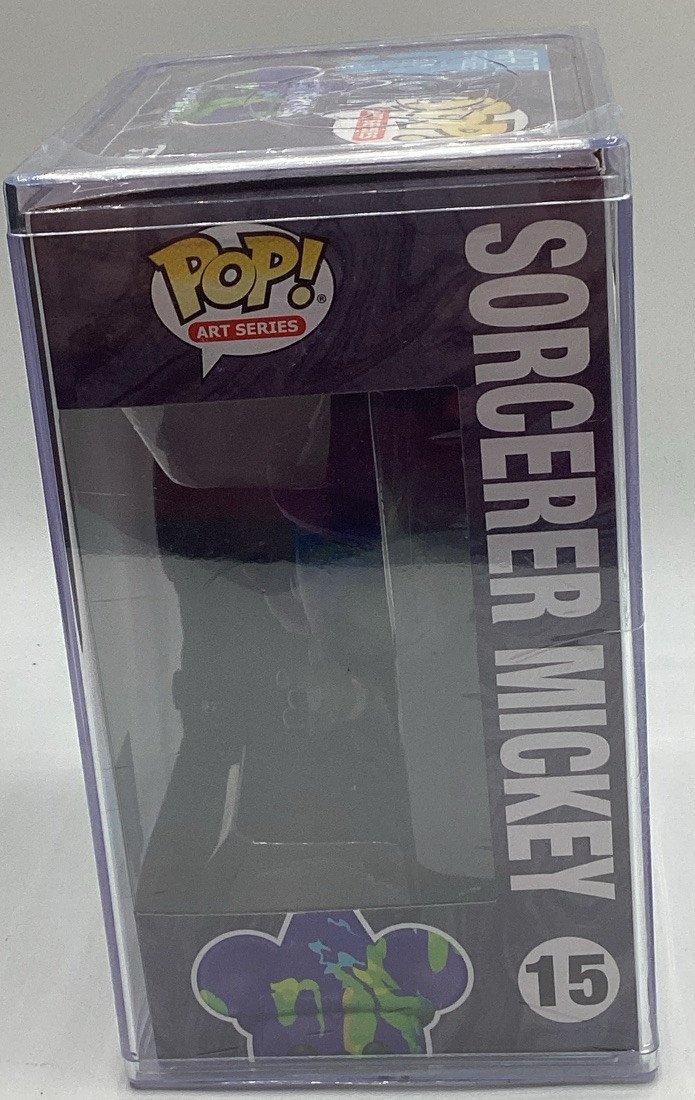 Funko Pop! Disney: Fantasia 80th Anniversary - Sorcerer Mickey Artist Figure #15
